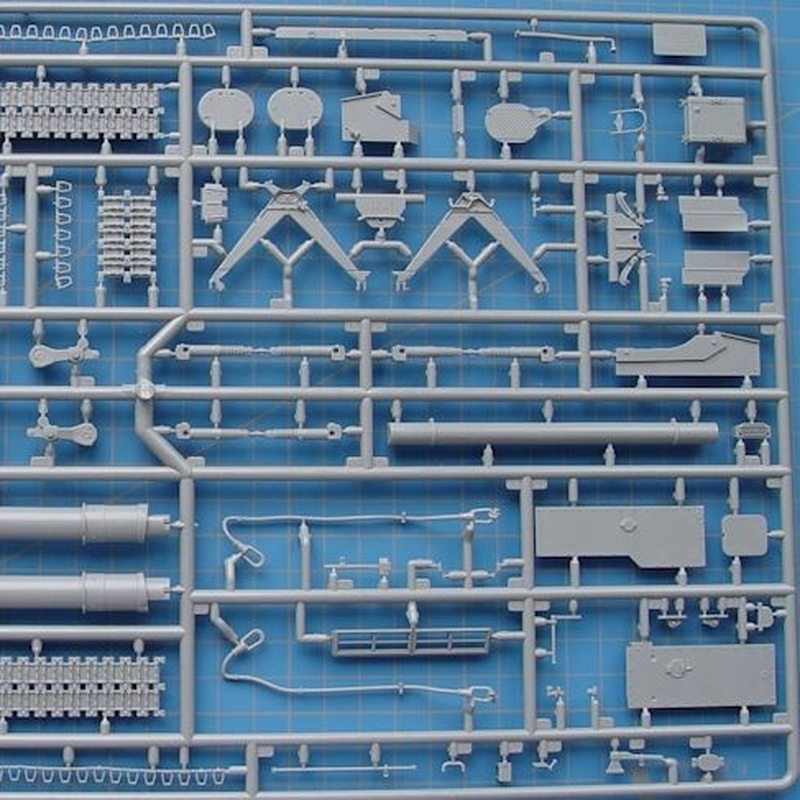 Zvezda Bintang Merah 3677 1/35 - Model Kit Zvezda ulasan dan harga