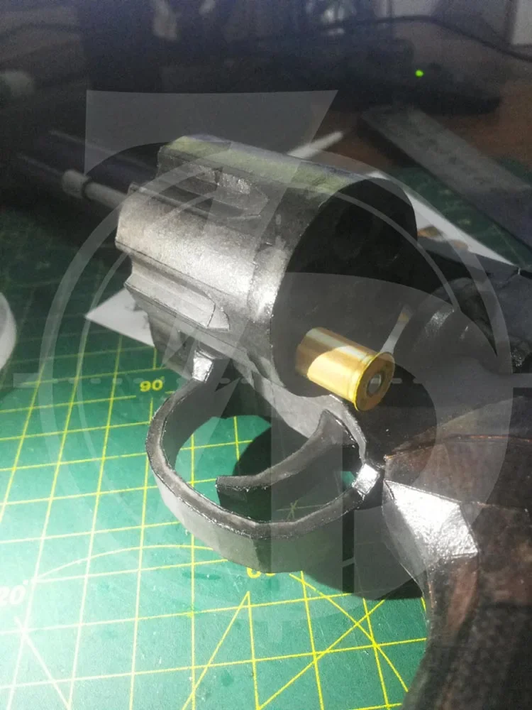 1:1 Model Kertas 3D Revolver P - Model Kit Revolver ulasan dan harga