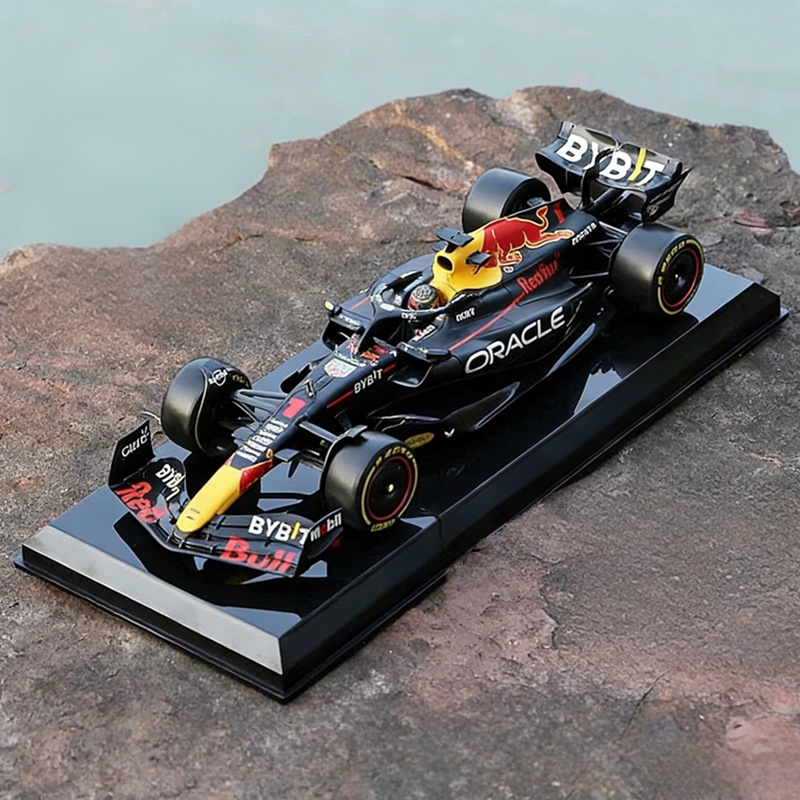1:24 2023 Juara Red Bull RB19  - Model Kit Formula 1 ulasan dan harga